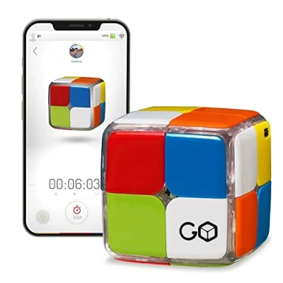 Imagen de GoCube 2x2 el cubo conectado que te permite aprender cómo resolver cubo. Puzzle de STEM activado a través una aplicación vale para todas las edades y capacidades.Aplicación gratuita.
