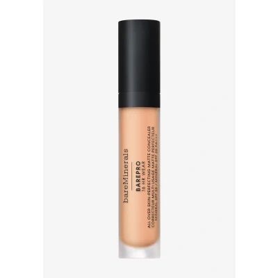 Imagen de BareMinerals BarePro 16HR Wear All Skin Perfecting Matte Corrector 7,5 ml